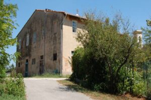 AVVISO ESPLORATIVO DI MANIFESTAZIONE DI INTERESSE PER LA VENDITA DI IMMOBILI E TERRENI IN FRAZIONE STAGNO DI COLLESALVETTI